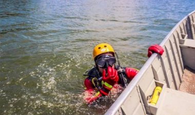 Bombeiros fazem busca por rapaz que se afogou no rio Araguaia