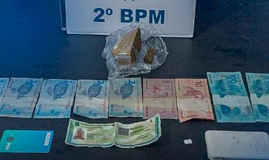 Homem é preso por tráfico após fugir da PM e entrar com moto no rio Araguaia