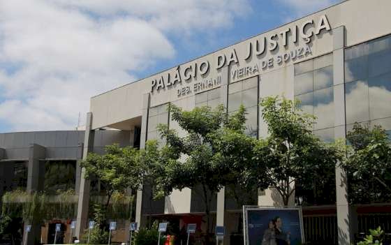 Presidente do TJMT manda juízes e servidores devolverem 'vale-ceia' de R$ 10 mil após notificação do CNJ