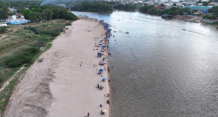 Justiça libera temporada na praia Quarto Crescente em Aragarças